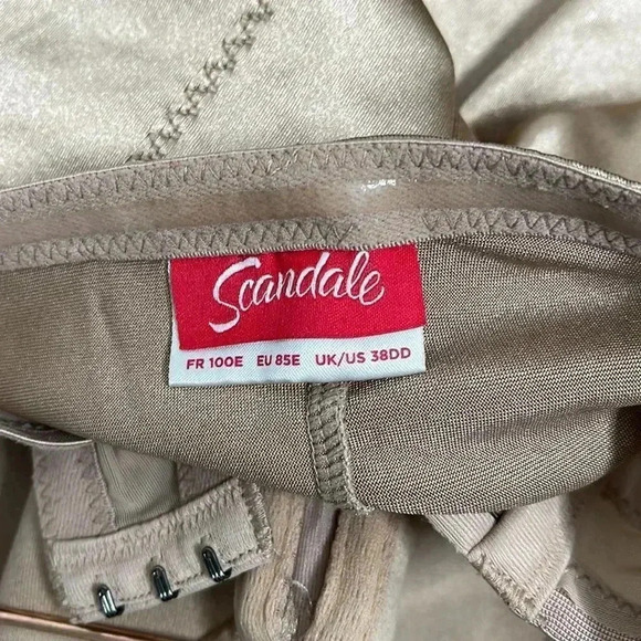 Scandal Body Shaping Shape wear - Picture 9 of 10